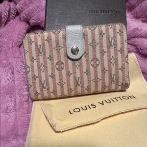 LOUIS VUITTON Monogram Portmonnaie Vier Viennois Croisette pink gray